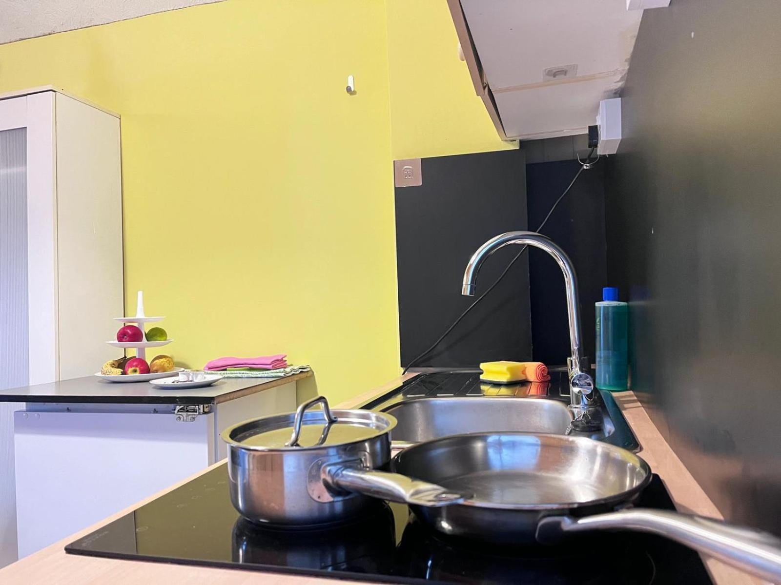 La Estrella Apartment เบคเคนแฮม ภายนอก รูปภาพ