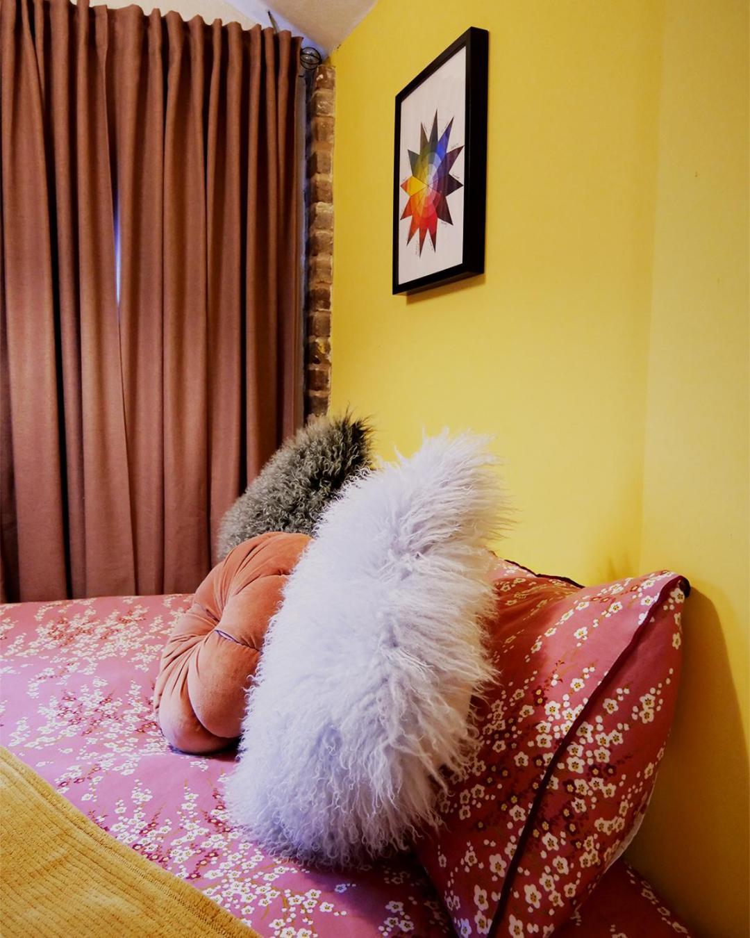 La Estrella Apartment เบคเคนแฮม ภายนอก รูปภาพ