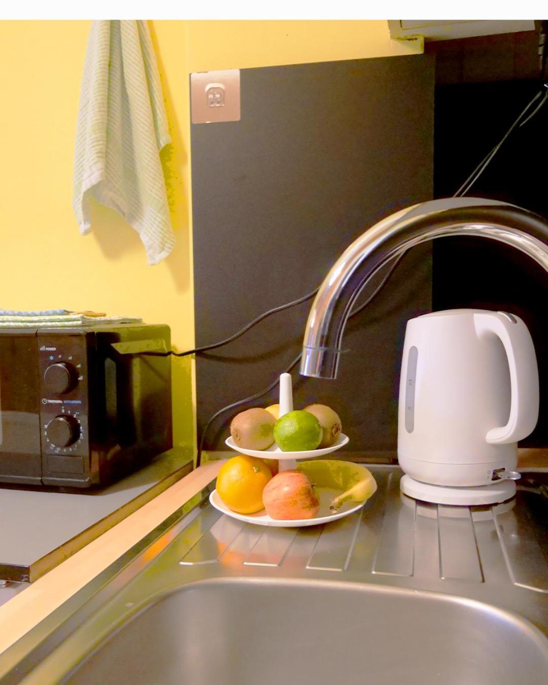 La Estrella Apartment เบคเคนแฮม ภายนอก รูปภาพ